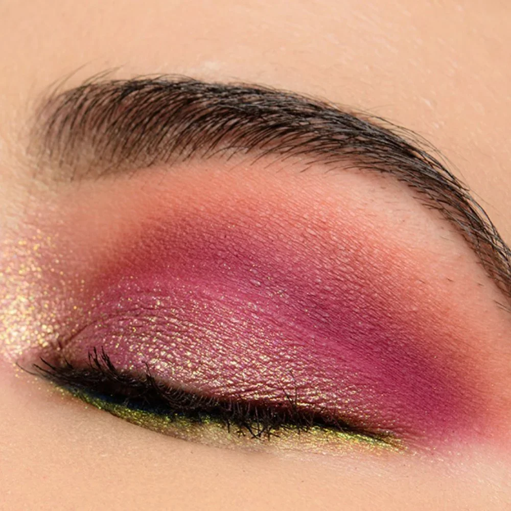 MAC LENS BLUR shadow NIB Powder Kiss last one!
